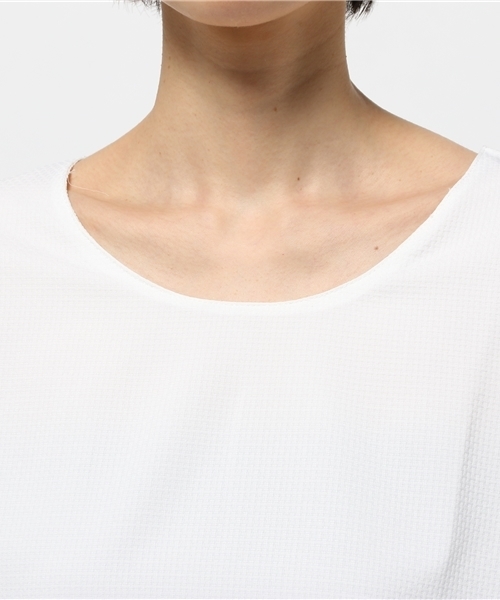 REAL CUBE（リアルキューブ）の「REAL CUBE バックデザインティアードトップス（Tシャツ/カットソー・レディース・オフホワイト/ネイビー/ピンクベージュ・M）」の6枚目の写真