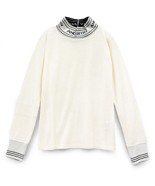 RNA（アールエヌエー）の「M0603 ロゴタートルネック（Tシャツ/カットソー・レディース・オフホワイト/ブラック/レッド・MEDIUM）」の2枚目の写真