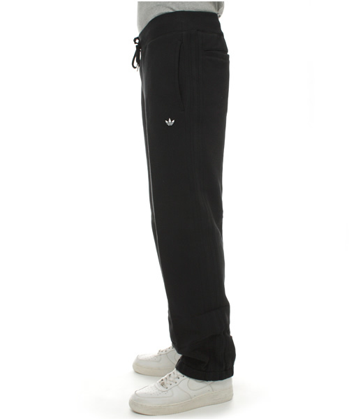 adidas Originals（アディダスオリジナルス）の「PREMIUM SWEAT PT（その他パンツ・メンズ・ブラック/グレー・MEDIUM/LARGE/X-LARGE/XX-LARGE）」の3枚目の写真