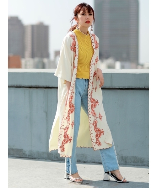 MURUA（ムルーア）の「サイドフリルデニムパンツ（デニムパンツ・レディース・ライトブルー/ホワイト・2/1）」の3枚目の写真