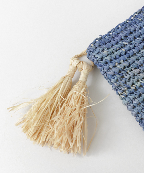 UR SELECT（ユーアールセレクト）の「UR SELECT カラークラッチBAG（クラッチバッグ・レディース・ブルー/ナチュラル/グリーン/イエロー・FREE）」の11枚目の写真