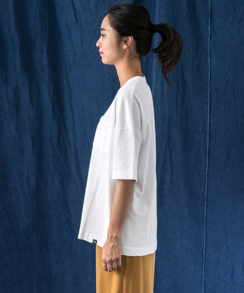 WORK NOT WORK URBAN RESEARCH(ワークノットワークアーバンリサーチ)の「WORK NOT WORK ルーズフィットポケットTee(Tシャツ/カットソー・メンズ・イエロー/ホワイト/ピンク/グリーン/ブルー/ブラック・MEDIUM/SMALL/LARGE)」の7枚目の写真