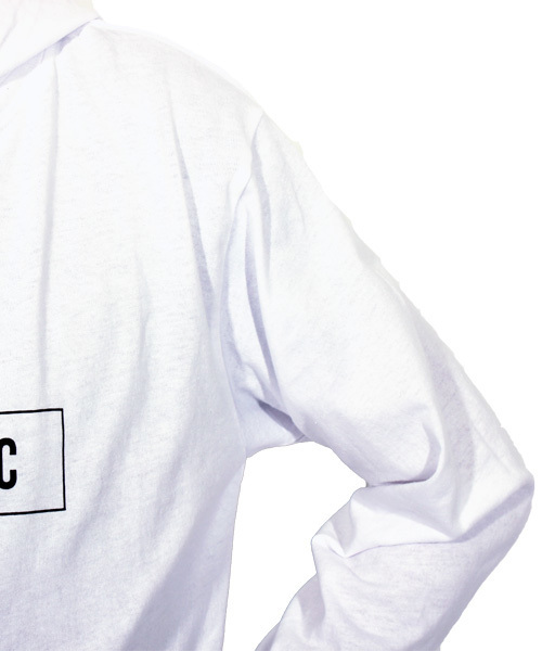 ８(eight)（エイト）の「ロゴ プルオーバー パーカー スウェット ロング丈 （パーカー・メンズ・ホワイト/ブラック・MEDIUM/LARGE）」の6枚目の写真