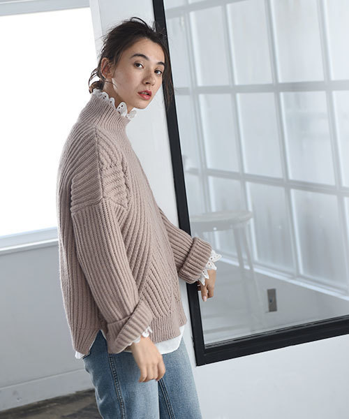 marjour（マージュール）の「DIAGONAL LIB KNIT（ニット/セーター・レディース・アイボリー/グレイッシュベージュ/ベージュ・M/MEDIUM）」の12枚目の写真