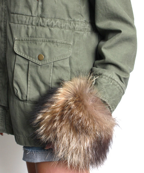 LOVE GIRLS MARKET（ラブ ガール マーケット）の「HR JQ ARMY（モッズコート・レディース・カーキ系/ブラック系/ベージュ系・SMALL/MEDIUM）」の5枚目の写真