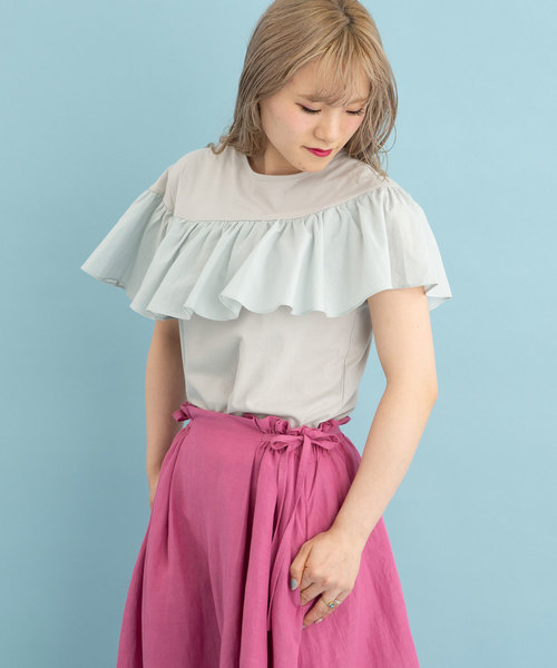 POU DOU DOU(プードゥドゥ)の「フレア切替Tシャツ(Tシャツ/カットソー・レディース・ライトブルー/ネイビー/オフホワイト・3)」の2枚目の写真