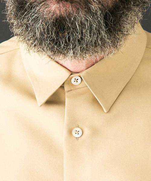UNITED TOKYO（ユナイテッドトウキョウ）の「ダブルクロスレギュラーカラー（シャツ/ブラウス・メンズ・ベージュ/ネイビー/ホワイト・1/2/3）」の5枚目の写真