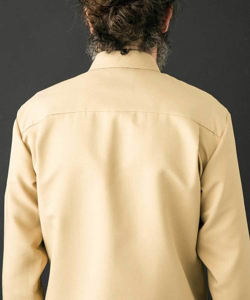 UNITED TOKYO（ユナイテッドトウキョウ）の「ダブルクロスレギュラーカラー（シャツ/ブラウス・メンズ・ベージュ/ネイビー/ホワイト・1/2/3）」の10枚目の写真