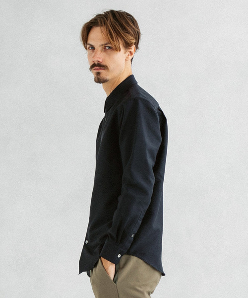 UNITED TOKYO（ユナイテッドトウキョウ）の「ダブルクロスレギュラーカラー（シャツ/ブラウス・メンズ・ベージュ/ネイビー/ホワイト・1/2/3）」の16枚目の写真