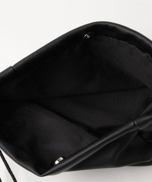 WEGO（ウィゴー）の「WEGO VINTAGE/巾着バッグ（ショルダーバッグ・レディース・ブラック/グリーン/アイボリー・FREE）」の4枚目の写真