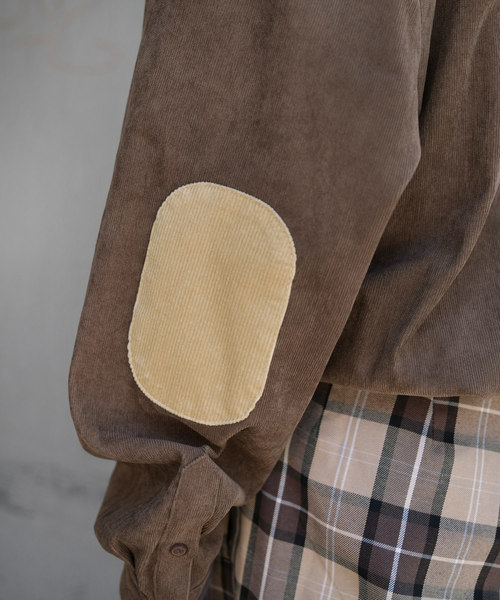 kutir（クティール）の「エルボーパッチルーズシャツ（シャツ/ブラウス・メンズ・ダークブラウン/ブラウン・LARGE/MEDIUM）」の17枚目の写真