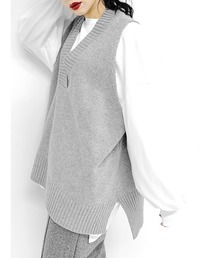 LVEU.�i���u��.�j�́uOversized V-neck knit vest / �I�[�o�[�T�C�YV�l�b�N�j�b�g�x�X�g�i�x�X�g�j�v