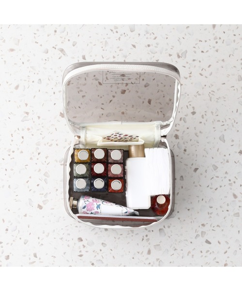 Francfranc（フランフラン）の「プリローダ バニティポーチ S グレー（ポーチ・レディース・グレー・FREE）」の10枚目の写真