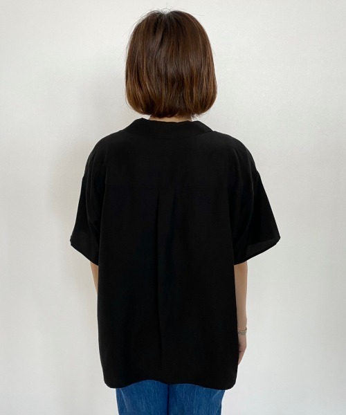 PAGEBOY(ページボーイ)の「シアーチャイナカイキンシャツ(シャツ/ブラウス・レディース・オフホワイト/ブラック/パープル・FREE)」の4枚目の写真