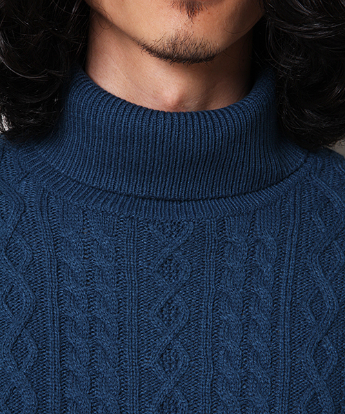 MEN'S MELROSE(メンズメルローズ)の「【成宮寛貴さん着用smart12月号】smart×MASTER FRAME カシミヤタッチ タートルセーター(ニット/セーター・メンズ・オフホワイト/ターコイズブルー/ネイビー/キャメル・X-LARGE/LARGE/MEDIUM)」の14枚目の写真