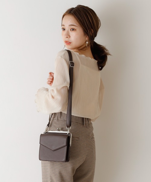 Chico（チコ）の「プリーツメローシアーブラウス(キャミ付き）（シャツ/ブラウス・レディース・ブラック/ベージュ/ブラウン/ピンク/アイボリー・FREE）」の7枚目の写真