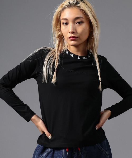 Calvin Klein（カルバン・クライン）の「ネックロゴ コットン