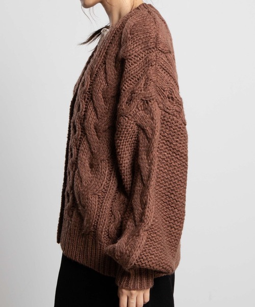 WEGO（ウィゴー）の「WEGO/ボリューム袖ケーブルミドルカーディガン（カーディガン/ボレロ・レディース・ブラウン/オリーブ/ブルー/ライトベージュ/ホワイト/ライトピンク・FREE）」の22枚目の写真