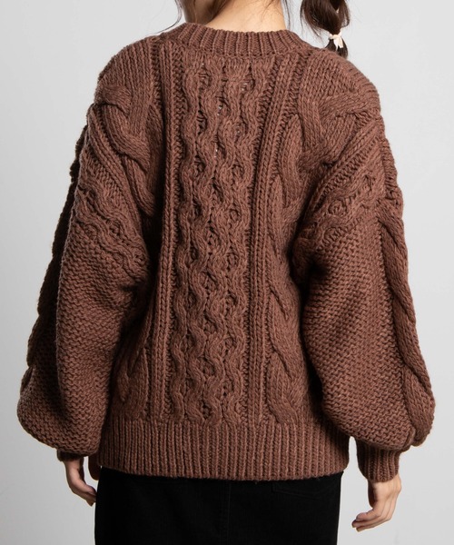 WEGO（ウィゴー）の「WEGO/ボリューム袖ケーブルミドルカーディガン（カーディガン/ボレロ・レディース・ブラウン/オリーブ/ブルー/ライトベージュ/ホワイト/ライトピンク・FREE）」の17枚目の写真