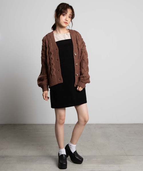 WEGO（ウィゴー）の「WEGO/ボリューム袖ケーブルミドルカーディガン（カーディガン/ボレロ・レディース・ブラウン/オリーブ/ブルー/ライトベージュ/ホワイト/ライトピンク・FREE）」の13枚目の写真