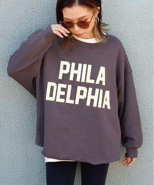 Auntie Rosa Holiday(アンティローザホリデー)の「ビッグロゴスウェット(スウェット・レディース・チャコールグレー/グレー/ナチュラル/ライトグレー・FREE)」の2枚目の写真