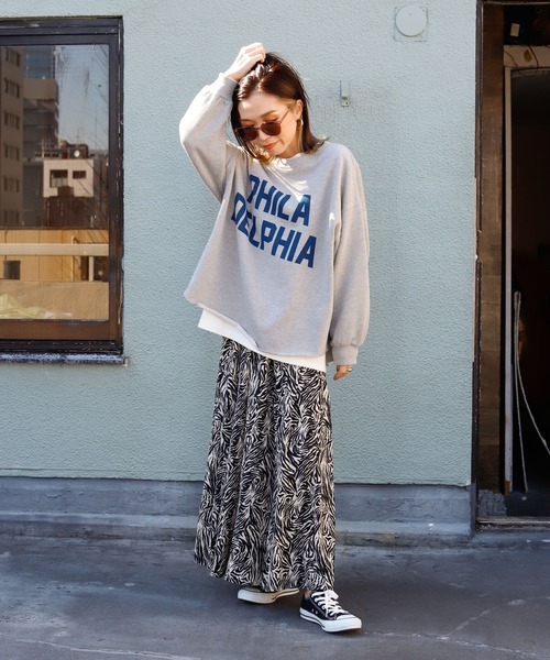 Auntie Rosa Holiday(アンティローザホリデー)の「ビッグロゴスウェット(スウェット・レディース・チャコールグレー/グレー/ナチュラル/ライトグレー・FREE)」の21枚目の写真