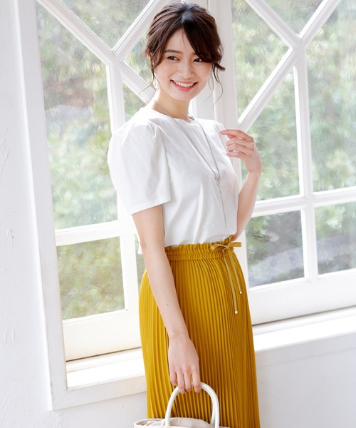 Tiaclasse（ティアクラッセ）の「幅広く活躍が期待できるパフ袖カットソートップス（Tシャツ/カットソー・レディース・ブラック/グレー/ブルー/ホワイト×ブラック/オフホワイト・L/M）」の7枚目の写真