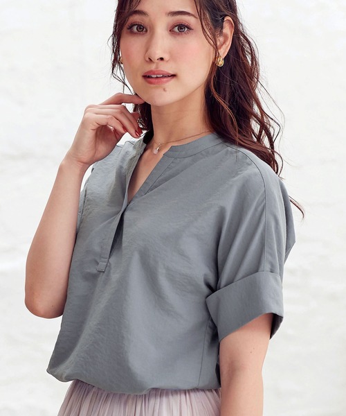 BELLUNA PLUS(ベルーナ)の「エアリービンテージスキッパーブラウス(シャツ/ブラウス・レディース・ネイビー/カーキ/ブルー/テラコッタ・MEDIUM/LARGE/X-LARGE)」の4枚目の写真