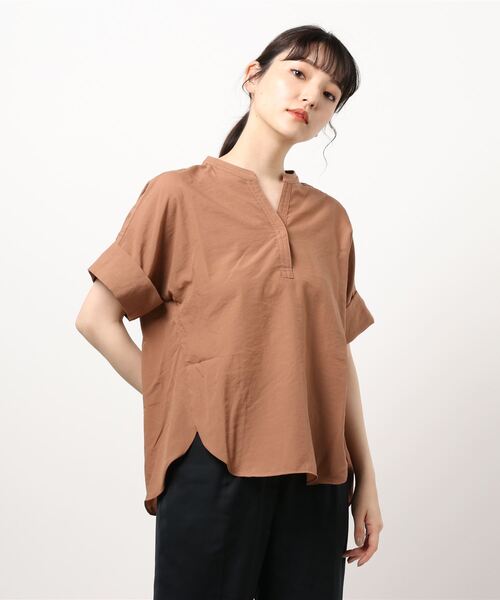 BELLUNA PLUS(ベルーナ)の「エアリービンテージスキッパーブラウス(シャツ/ブラウス・レディース・ネイビー/カーキ/ブルー/テラコッタ・MEDIUM/LARGE/X-LARGE)」の7枚目の写真