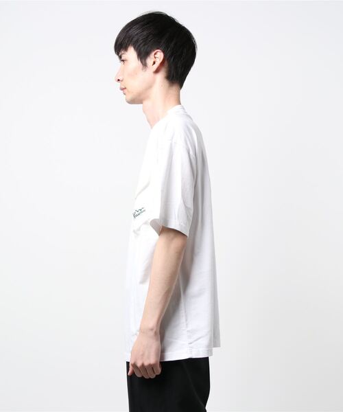 MANASTASH（マナスタッシュ）の「MANASTASH/マナスタッシュ/胸ポケット半袖TシャツDISARMEDSHORT SHORT（Tシャツ/カットソー・メンズ・ホワイト/ブラック・MEDIUM/LARGE/X-LARGE）」の3枚目の写真