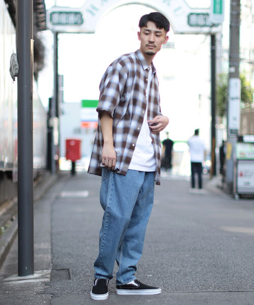 BEAMS（ビームス）の「BEAMS / オンブレチェック イージー ショートスリーブ シャツ（シャツ/ブラウス・メンズ・ブラック/ブラウン・SMALL/MEDIUM/LARGE/X-LARGE）」の4枚目の写真