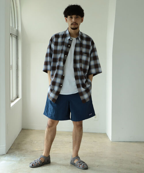 BEAMS（ビームス）の「BEAMS / オンブレチェック イージー ショートスリーブ シャツ（シャツ/ブラウス・メンズ・ブラック/ブラウン・SMALL/MEDIUM/LARGE/X-LARGE）」の8枚目の写真