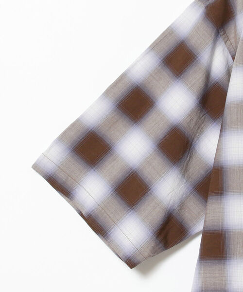 BEAMS（ビームス）の「BEAMS / オンブレチェック イージー ショートスリーブ シャツ（シャツ/ブラウス・メンズ・ブラック/ブラウン・SMALL/MEDIUM/LARGE/X-LARGE）」の13枚目の写真