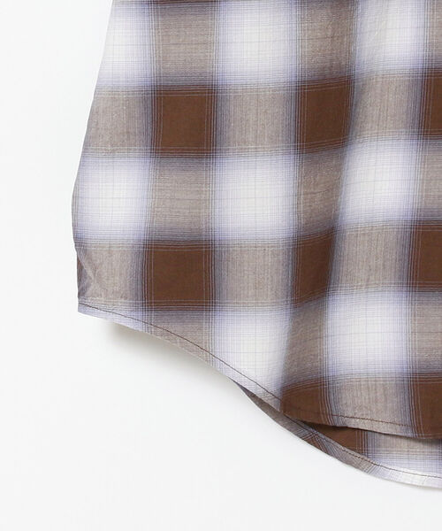 BEAMS（ビームス）の「BEAMS / オンブレチェック イージー ショートスリーブ シャツ（シャツ/ブラウス・メンズ・ブラック/ブラウン・SMALL/MEDIUM/LARGE/X-LARGE）」の14枚目の写真