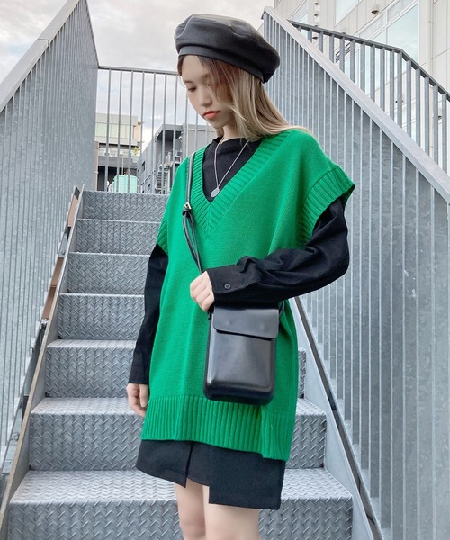 Figments（フィグメンツ）の「オーバーニットベスト（ベスト・レディース・オフホワイト/ブラック/グリーン/ブラウン・FREE）」の17枚目の写真