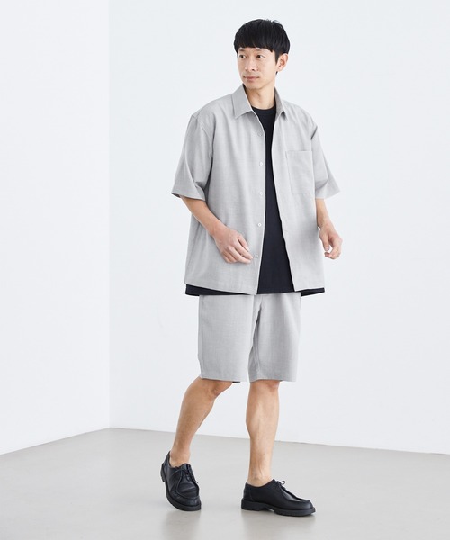 Loungewear tokyo（ラウンジウェアトウキョウ）の「【セットアップ】麻風シャンブレーリラックス レギュラーカラー半袖シャツ＆イージーショートパンツ ワンマイルウェア（セットアップ・メンズ・ブラック/ベージュ/ネイビー/カーキ/グレー系その他/キナリ・M/L/XL）」の4枚目の写真