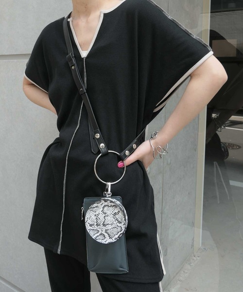 CORNERS(コーナーズ)の「リングハンドルショルダーバック(ショルダーバッグ・レディース・パイソン/オレンジ/ブラック/ダークオレンジ/アイボリー/ダークブラック/ブラック系その他・FREE)」の18枚目の写真