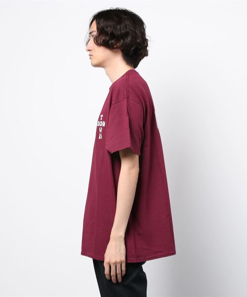 DOGTOWN（ドッグタウン）の「STONE CROSS S/S T-SHIRTS/DOGTOWN(ドッグタウン)半袖バックプリントTシャツ（Tシャツ/カットソー・メンズ・ブラック/ホワイト/マルーン・MEDIUM/LARGE/X-LARGE）」の4枚目の写真
