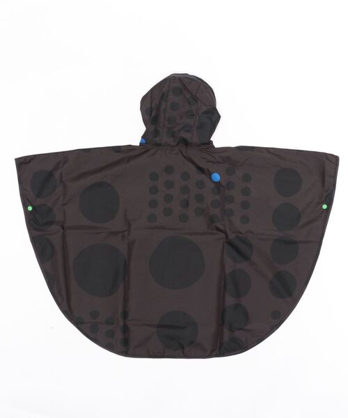 392 plusm（サンキューニプリュスエム）の「kids rain poncho_maru (cb) - 641959（レインコート/ポンチョ・キッズ・ブラック/ブラウン/カーキ・S/M）」の4枚目の写真