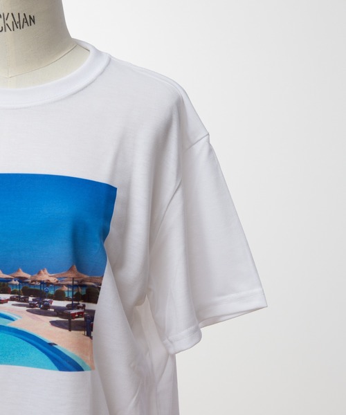 Abahouse Devinette（ドゥヴィネット）の「【9-22】フォトプリントTシャツ プール タイムズスクエア ベニス フェルメール ファミリー（Tシャツ/カットソー・レディース・ホワイト/その他/ホワイト系その他/ホワイト系その他2/ホワイト系その他3・M/L/XL/XX-LARGE）」の11枚目の写真