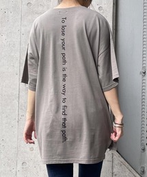 バック縦プリントオーバーサイズ半袖Tシャツ
