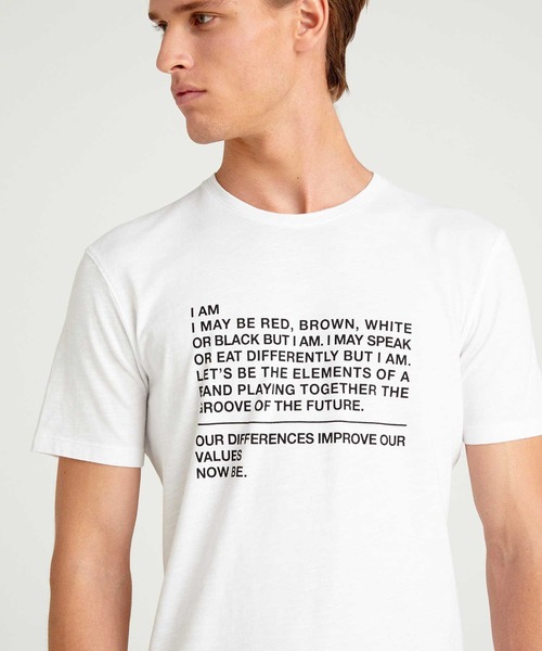 SISLEY(シスレー)の「型押し半袖Tシャツ・カットソー(Tシャツ/カットソー・メンズ・ホワイト/ホワイト系その他/ネイビー・SMALL/MEDIUM/LARGE/X-LARGE)」の12枚目の写真