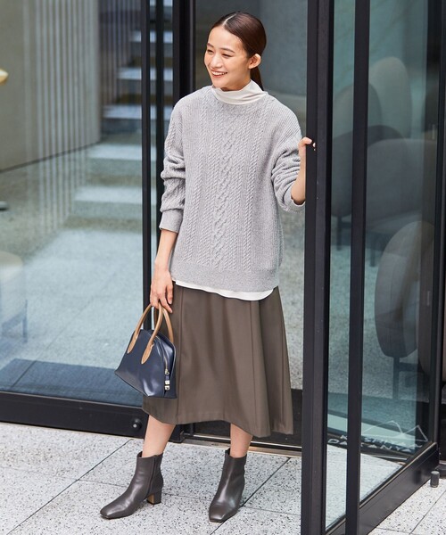 J.PRESS(ジェイプレス)の「【WEB限定カラーあり】ショートブーツ(ブーツ・レディース・アイボリー系/ダークブラウン系/ブラック系・24.5/23.5)」の13枚目の写真