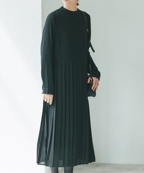 deux amour（ドゥーザムール）の「プリーツ長袖ワンピース（ワンピース・レディース・ブラック/グレー/レッド・MEDIUM）」の5枚目の写真