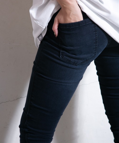 DR.DENIM（ドクターデニム）の「Lexy（デニムパンツ・レディース・ブルー系その他/ブラック/ブラック系その他/ホワイト・MEDIUM/LARGE/X-SMALL/SMALL）」の6枚目の写真