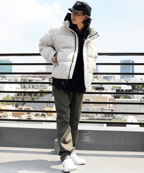 ８(eight)（エイト）の「中綿スタンドブルゾン（ダウンジャケット/コート・メンズ・ブラック/グレー/オフホワイト/ブルー・MEDIUM/LARGE/X-LARGE）」の8枚目の写真