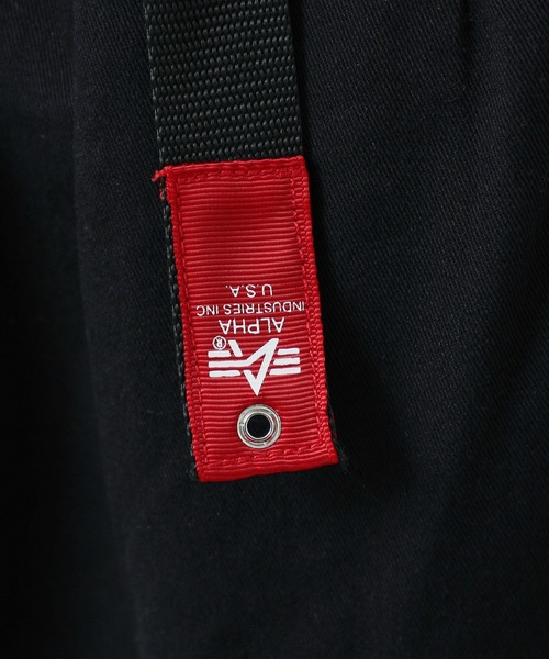 Alpha Industries(アルファインダストリーズ)の「クライミング チノパンツ(チノパンツ・メンズ・ブラック/カーキ/ネイビー・SMALL/MEDIUM/LARGE/X-LARGE)」の21枚目の写真