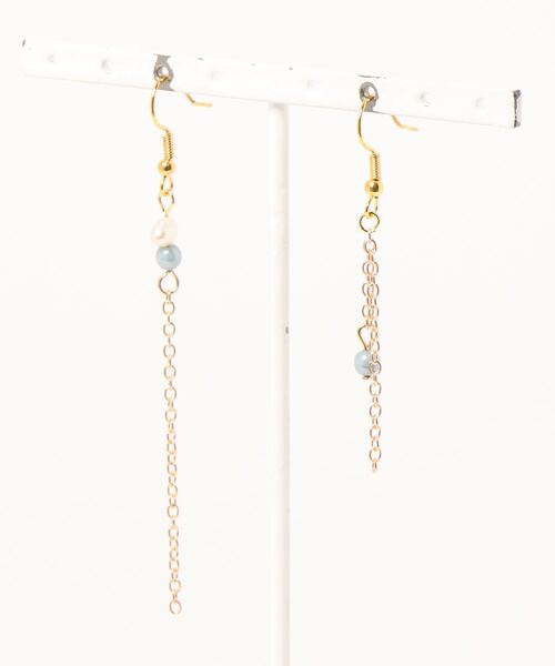 tone(トーン)の「【CouleuR】asymmetry pearlblue ピアス(ピアス(両耳用)・レディース・シルバー/ゴールド・FREE)」の1枚目の写真