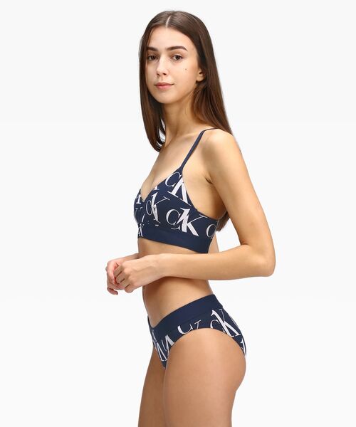 Calvin Klein Underwear(カルバンクラインアンダーウェア)の「CK ONE プラッシュ ライト ラインド ブラレット(ブラジャー・レディース・グレー/ブルー系その他・S/M/L)」の4枚目の写真