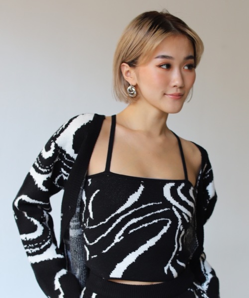 BLONDEY（ブロンディ）の「マーブル柄ジャガードニットキャミソール（キャミソール・レディース・ブラック/モカ・FREE）」の12枚目の写真